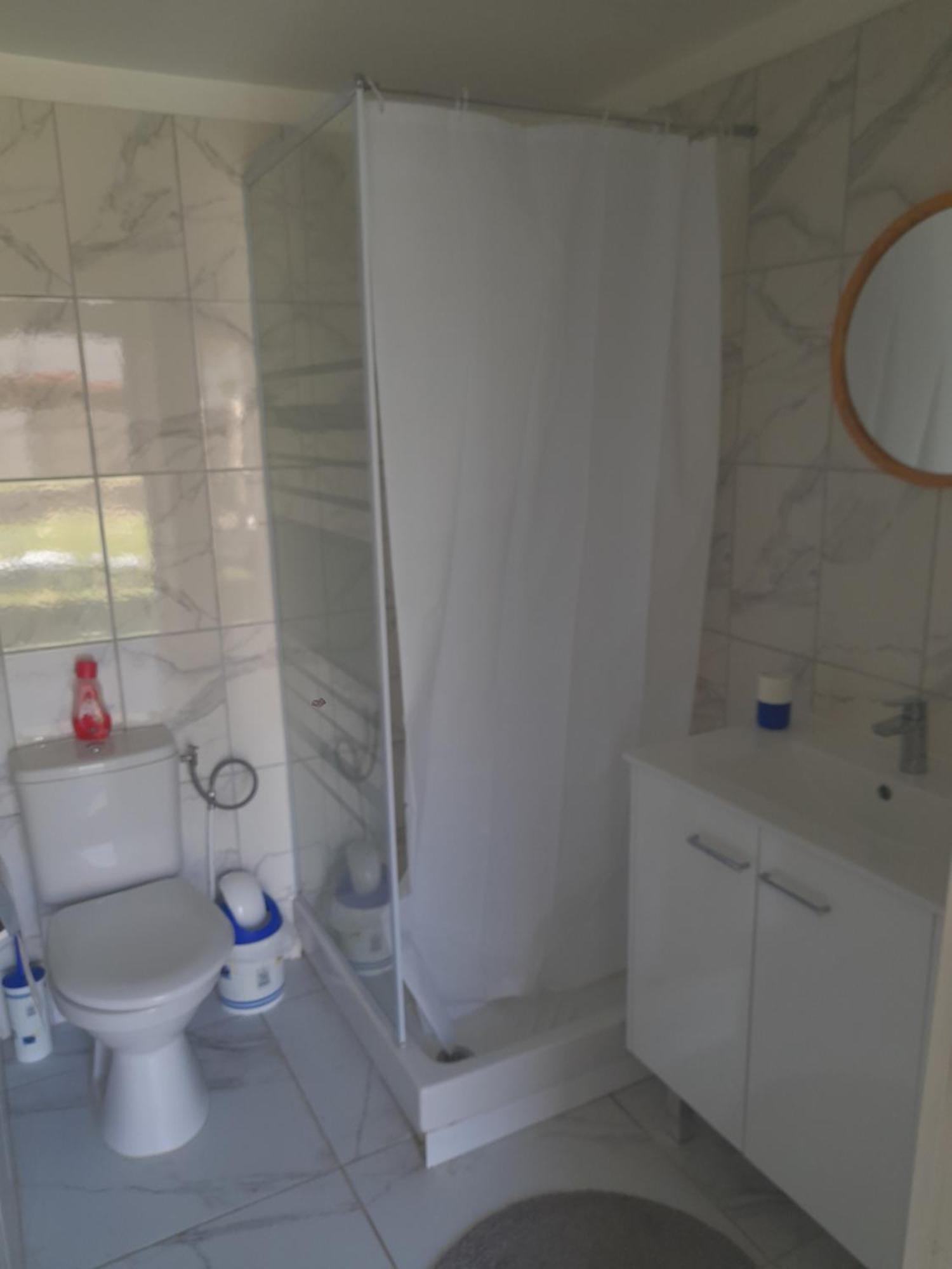 Family House Villa โบเวส์ ภายนอก รูปภาพ